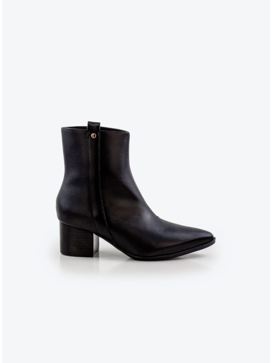 BOTA BICO FINO SALTO BLOCO MÉDIO COR PRETO
