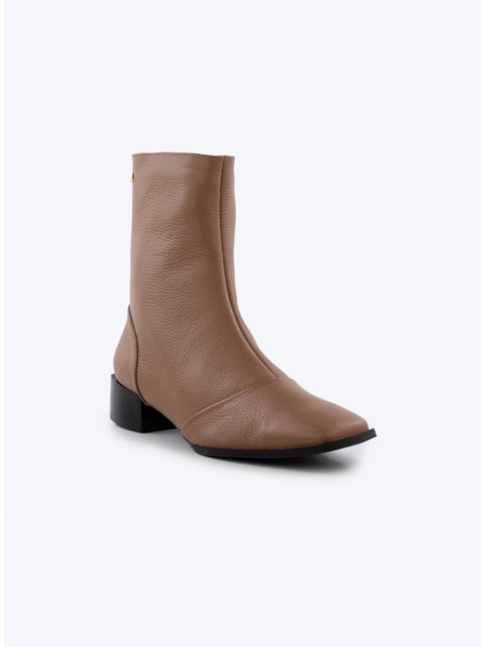 BOTA CANO CURTO BICO QUADRADO CARAMELO