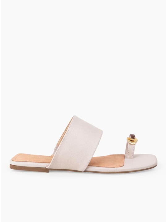 Rasteira Dedo Couro Neve