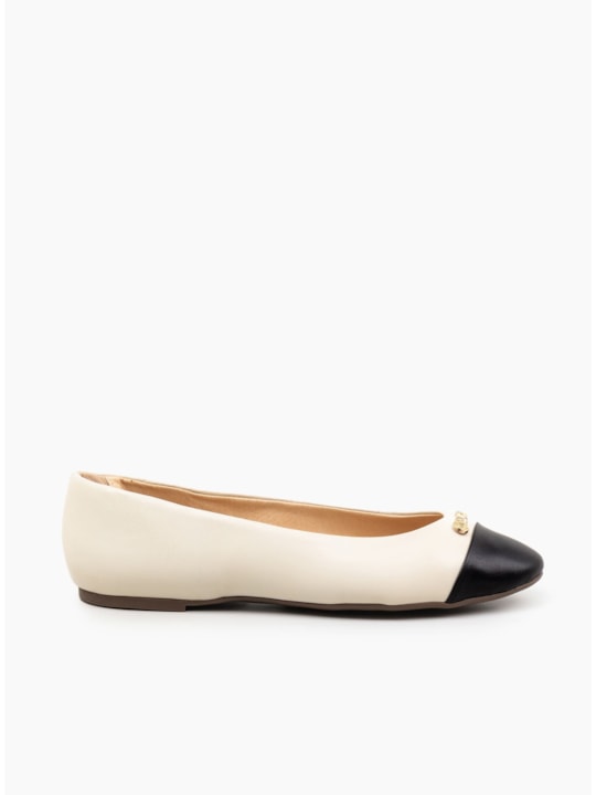Sapatilha Couro Bico Redondo Off White