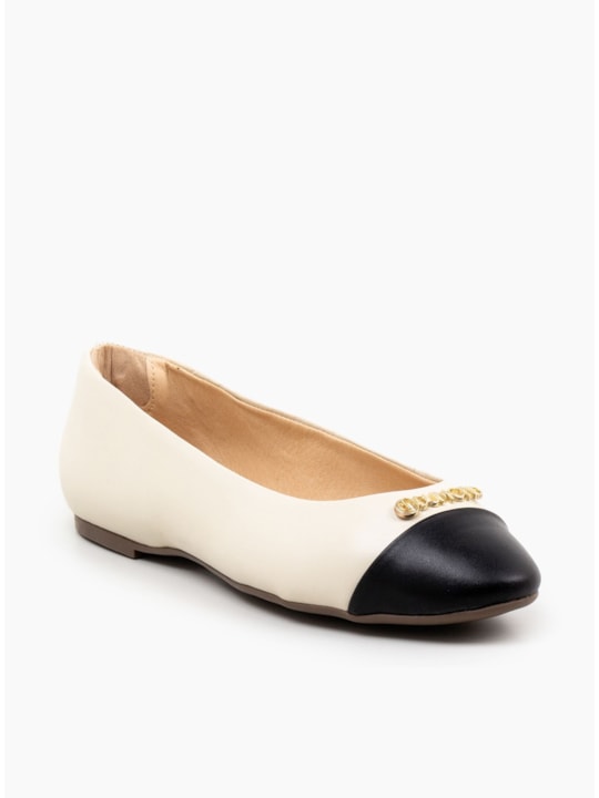 Sapatilha Couro Bico Redondo Off White