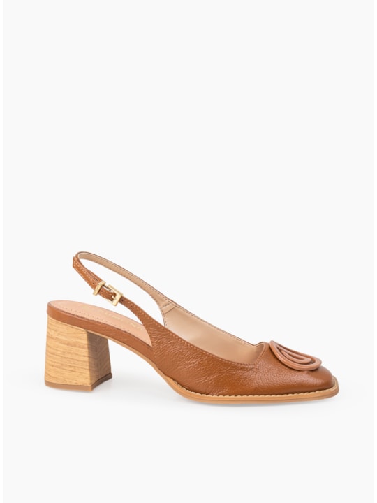 SCARPIN SLINGBACK SALTO BLOCO COURO ÂMBAR COM METAL
