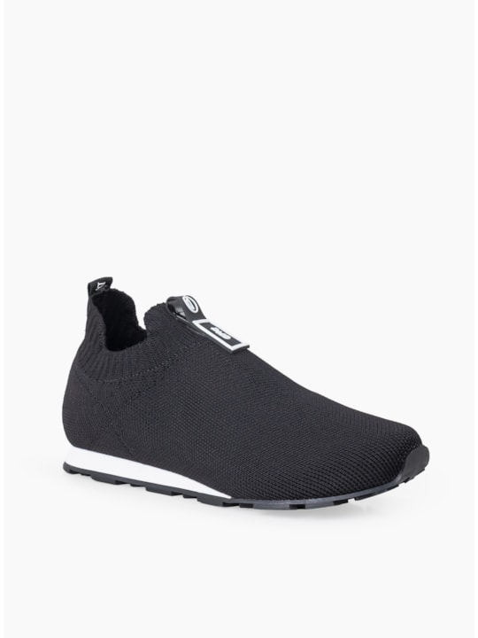 Tênis Slip On Preto Knit Bico Redondo 